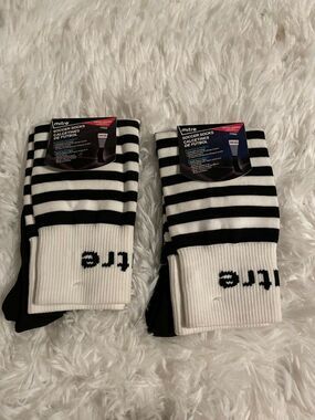 2 Pairs Mitre Soccer Socks Youth Size 3-9